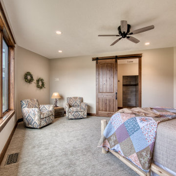 Lone Pine Lodge