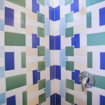 Wakey-wakey shower