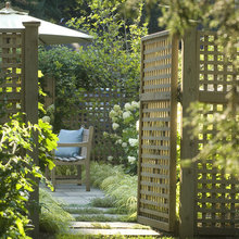 Front yard Trellis fence