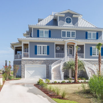 Beach Style Exterior