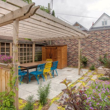 St Clair Backyard Entertainment Space