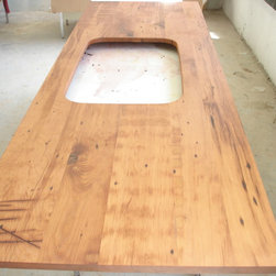 Nantucket reclaimed lumber heart pine counter top - Kitchen Countertops