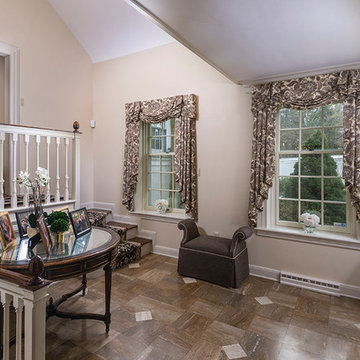 Rydal, PA: Traditional Living Space