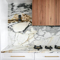 Calacatta Noir - Products