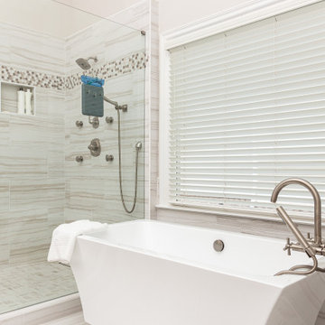 Serpentino Blanco Master Bathroom