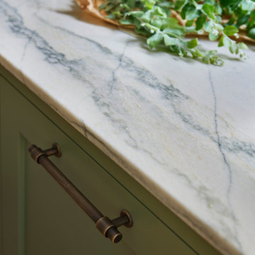 Traditional Kitchen Design SW17