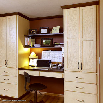 Door style: Chesapeake | Species: Paint grade | Finish: Linen