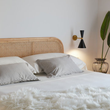 Decoración y cabezal de la cama