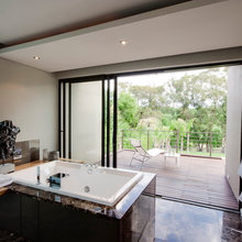 Upstairs Bath Deck