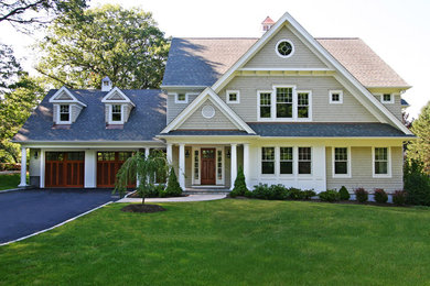 Craftsman exterior home idea in New York