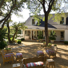 COUNTRY HOME