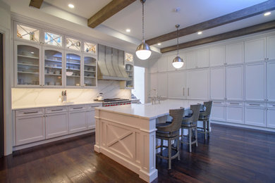 Inspiration for a transitional kitchen remodel in New York