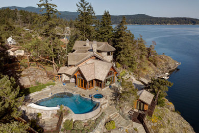 Exterior home photo in Vancouver