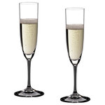 Riedel - Riedel Vinum Champagne Glass - Set of 2 - Perfect for those who prefer the more classic, straight-sided champagne bowls, Riedel's Vinum Champagne glasses are gorgeous and elegant and will support any festive occasion or celebration. Designed so the bubbles won't overpower, these stems will enhance your favorite bubbly.