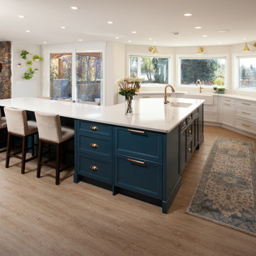 Kitchen - Stunning White, Blue & Gold