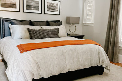 Bedroom - transitional bedroom idea in Charlotte