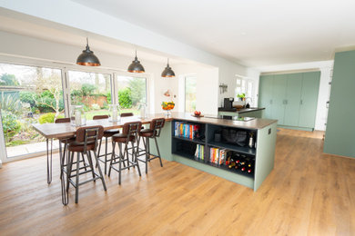 Modern Green Kitchen