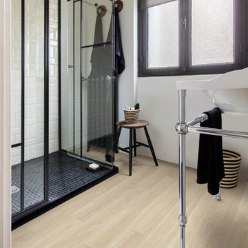 Modern bathroom