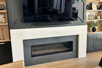 Example of a minimalist living room design in Austin