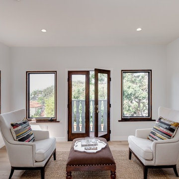 Transitional Living Room