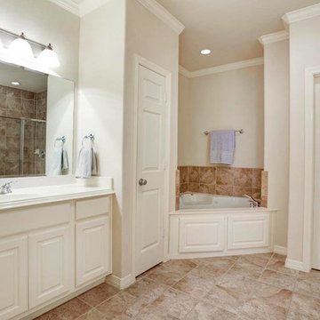 Houston Properties, 11626 Royal Oaks Vw Houston, TX 77082