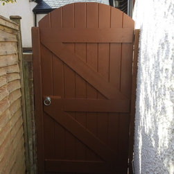 Driveway gates - Softwood and Painted side gate - Products