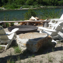 .... fInD mE a SpOt By ThE rIvEr....