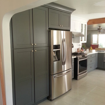Grey shaker base with White shaker wall cabinets