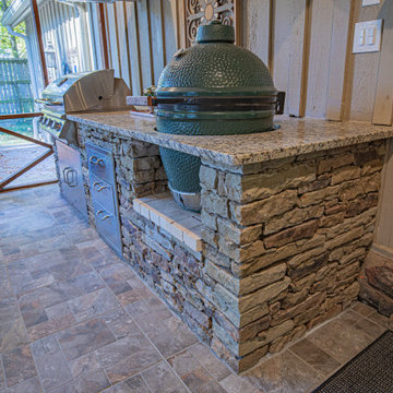 Screened Porch with Outdoor Kitchen