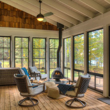 Screened in porch