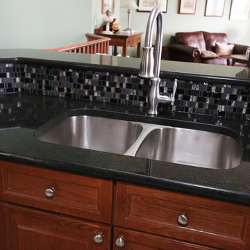 Clinton Residence - Granite, Tile Backsplash & Carpet