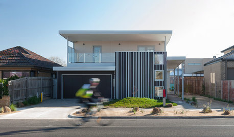 Houzz Tour: A Super-Sustainable Home Houses Three Generations