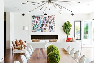Dining room - contemporary dining room idea in Charleston
