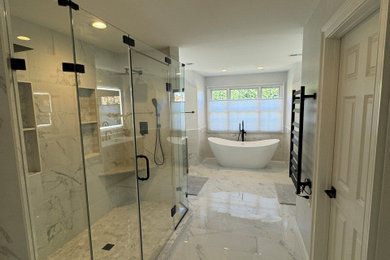 Bathroom - modern bathroom idea in DC Metro