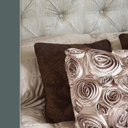 Grats Decor Slipcovered Custom Collection - Products