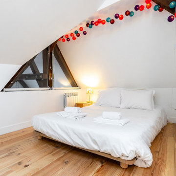 Cozy retreat from the Parisian streets
