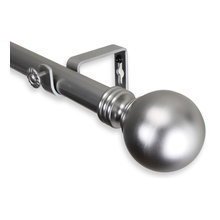 Curtains & Curtain Rods
