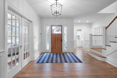 Entryway - entryway idea in Calgary