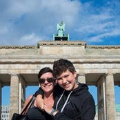 Annette McGloin's photo