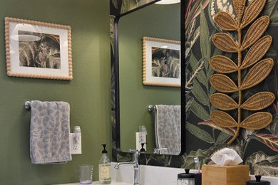 Bathroom - bathroom idea in Denver