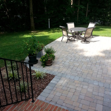Outdoor Living Areas and Hardscapes