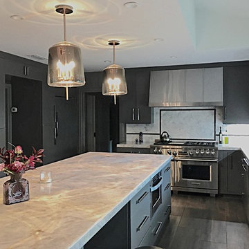 Mid-Century Modern Kitchen for Cooks