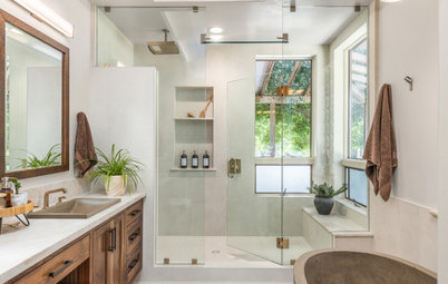 Bathroom of the Week: Open and Inviting With a Warm, Earthy Style