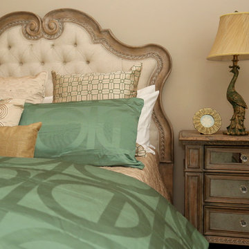 EMERALD ELEGANCE