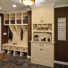 mud room and laundry photos to share with Kenneth and Brittany