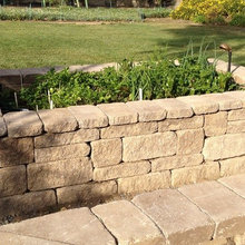 Retaining wall