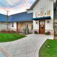 Entry/front yard