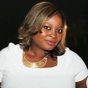 Ruth Dolcine's photo