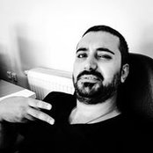 Erhan Mete's photo