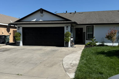 Inspiration for a modern exterior home remodel in Sacramento